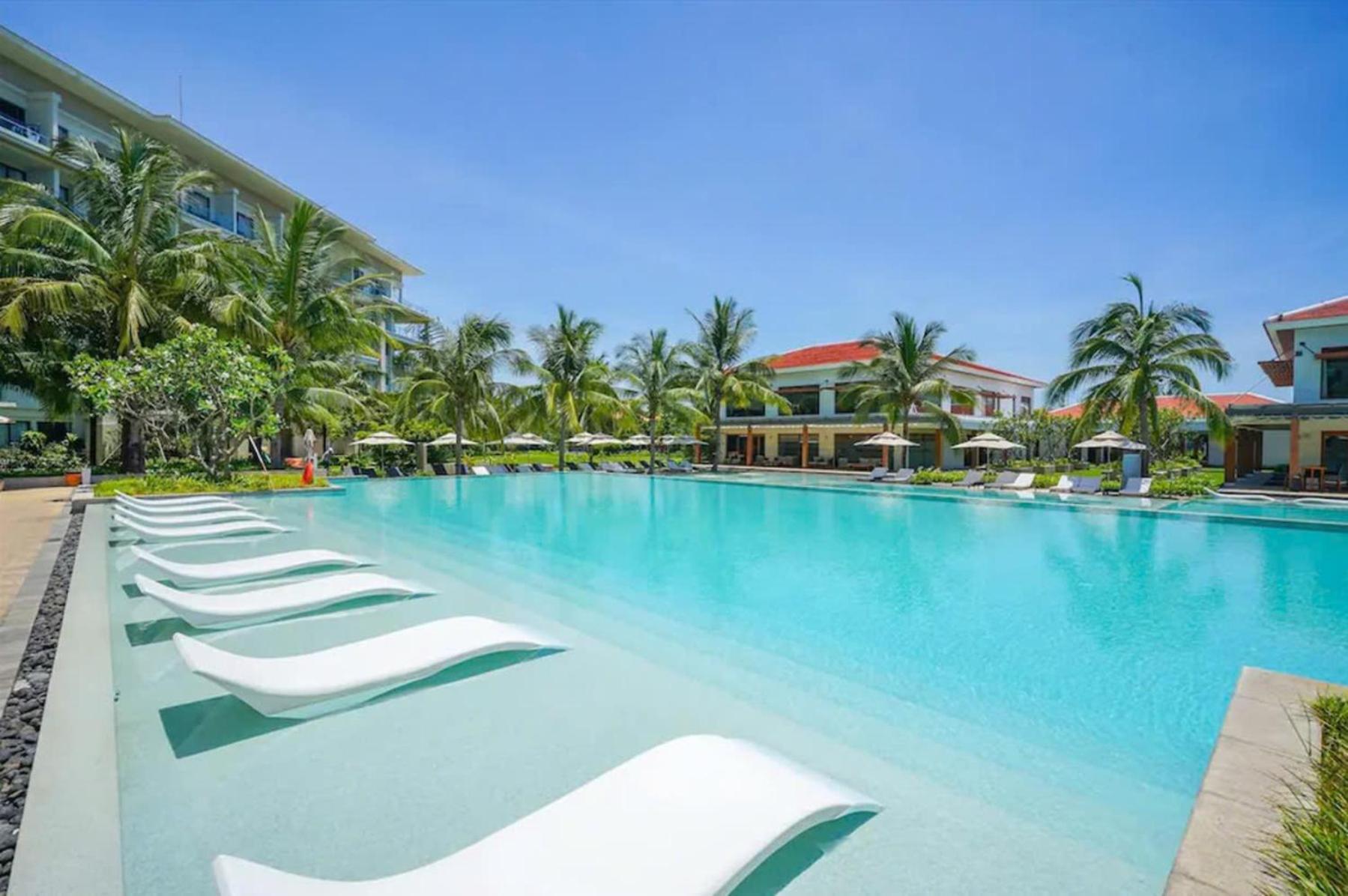 Luxury Dana Beach Resort & Spa دا نانغ المظهر الخارجي الصورة