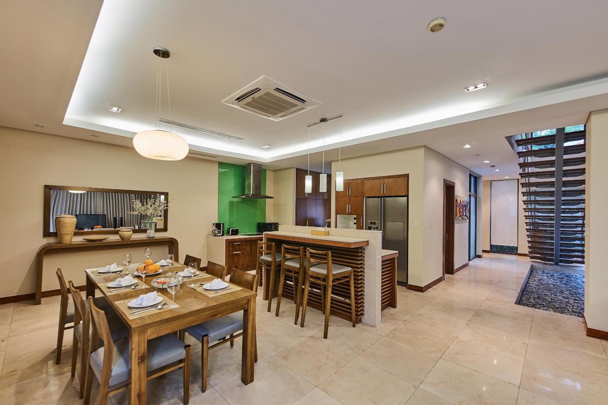 Luxury Dana Beach Resort & Spa دا نانغ الغرفة الصورة