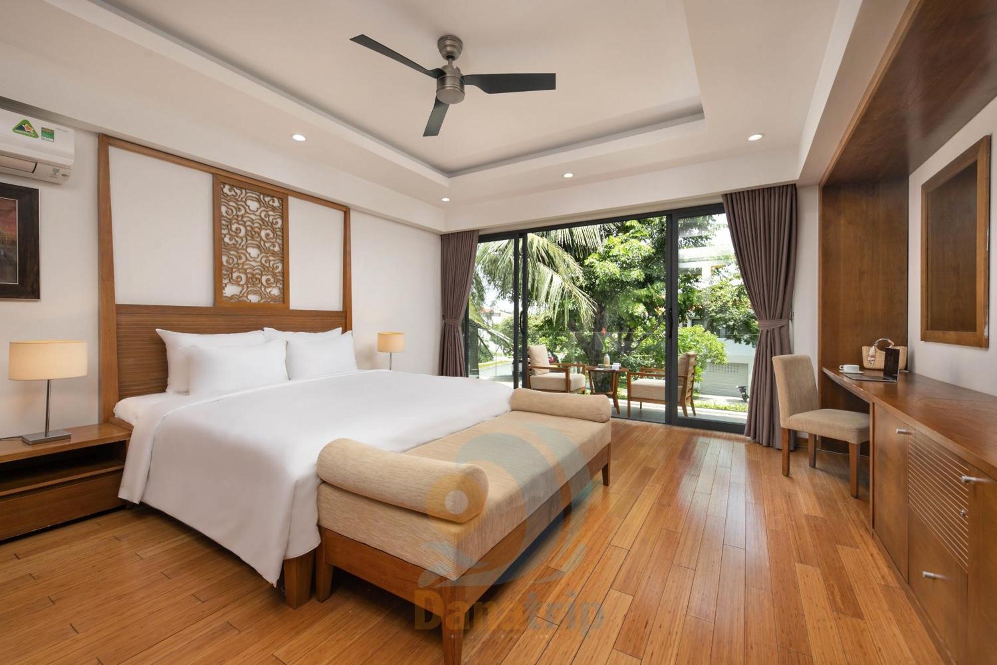 Luxury Dana Beach Resort & Spa دا نانغ الغرفة الصورة