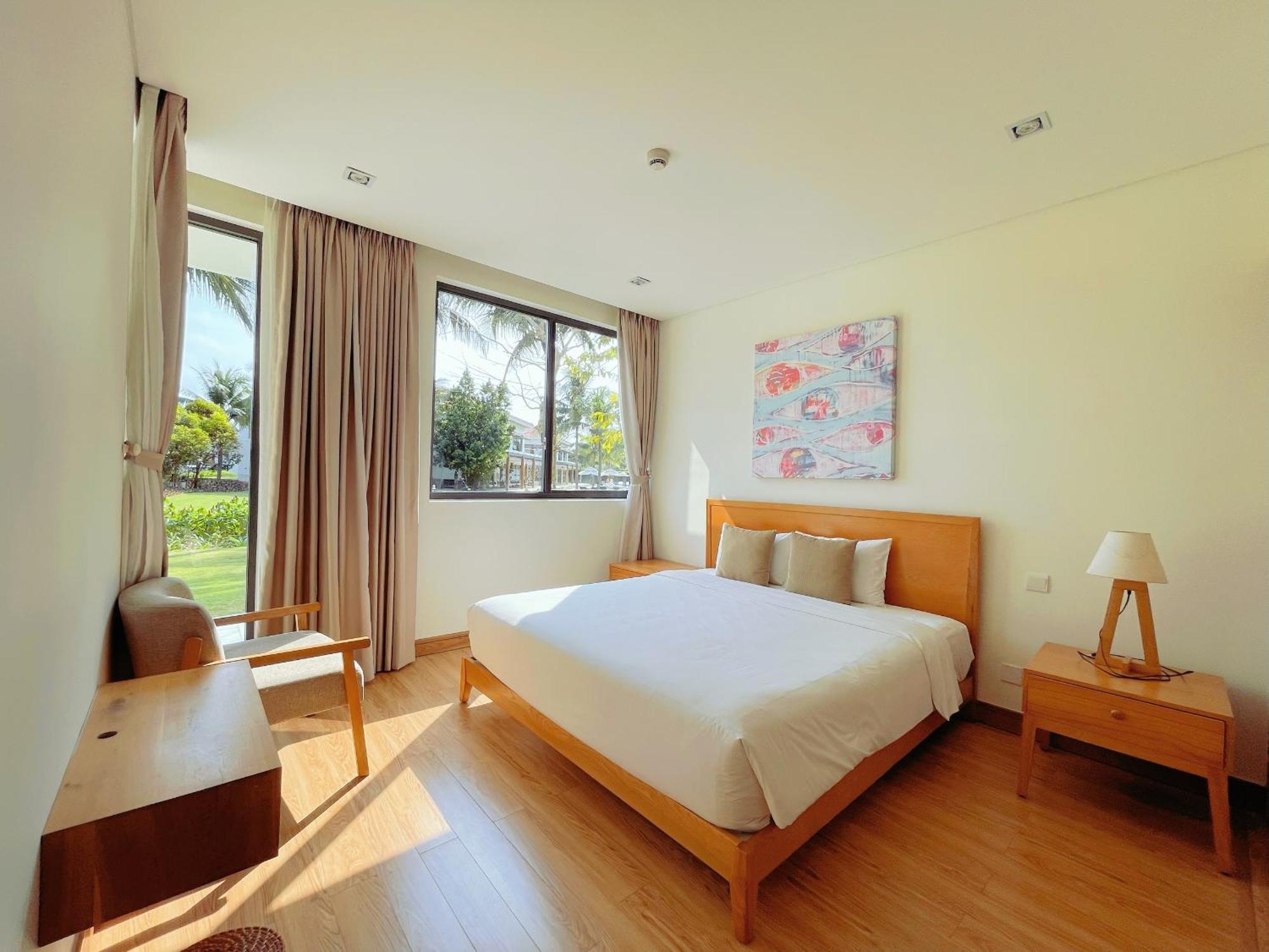 Luxury Dana Beach Resort & Spa دا نانغ الغرفة الصورة