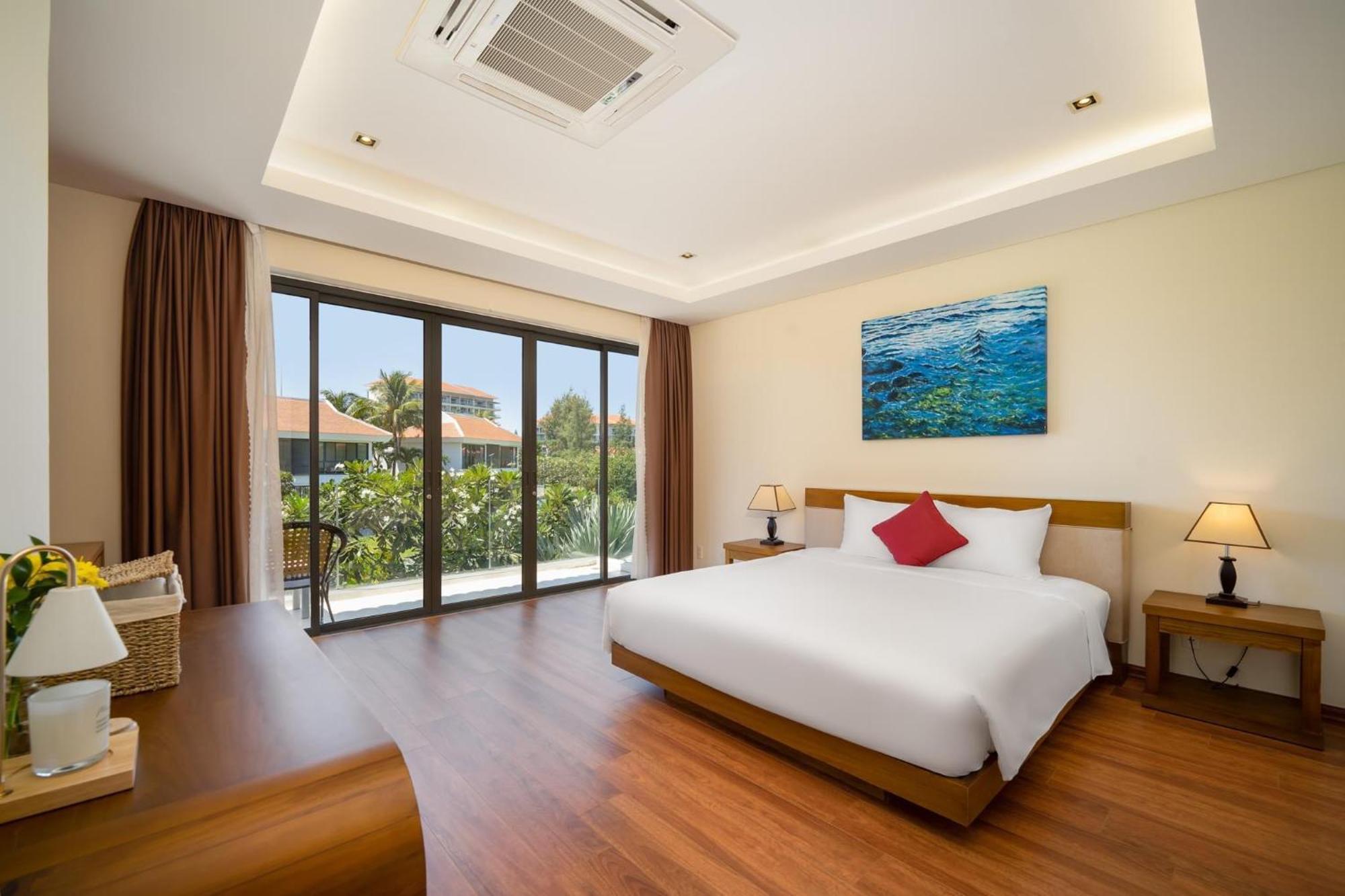 Luxury Dana Beach Resort & Spa دا نانغ الغرفة الصورة